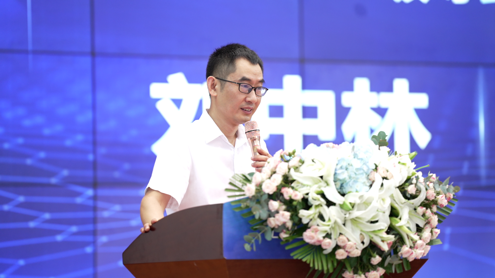 喜訊 | 重慶宇隧再次單筆億元設(shè)備采購(gòu)簽約儀式圓滿舉行！